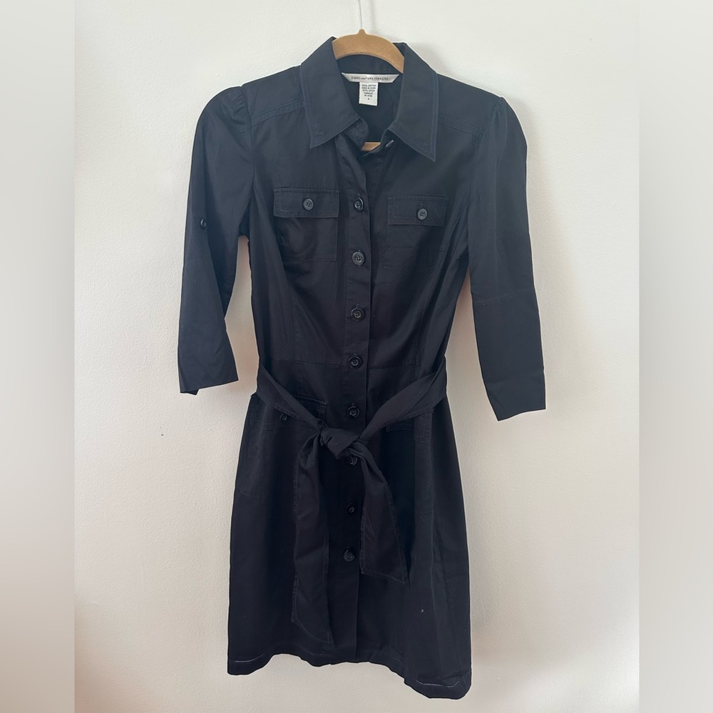 Diane von Furstenberg size 4 black button down dress